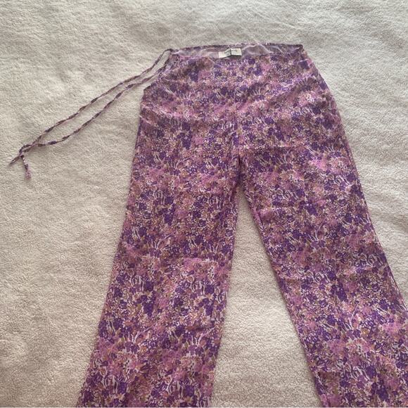 HOUSE OF CB Keala Purple Floral Sheer Side Peek-a-boo Cut Out Tie Cover Up Pants - Picture 2 of 14